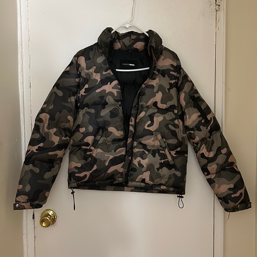 Fashion Nova Coat size S